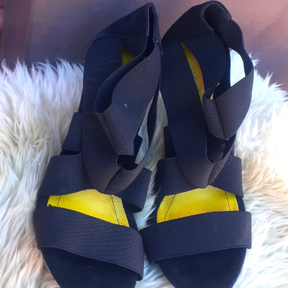 Strappy heeled Sandal patent 8.5
